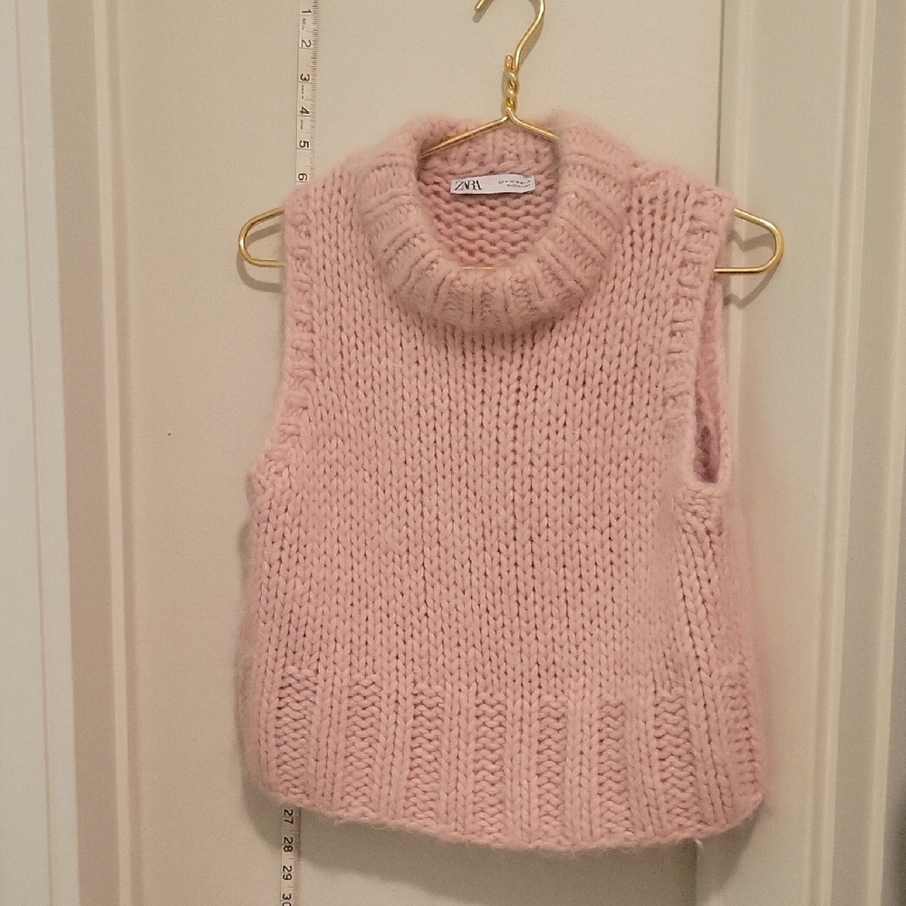 Zara Women's Pink Knit Sweater Vest